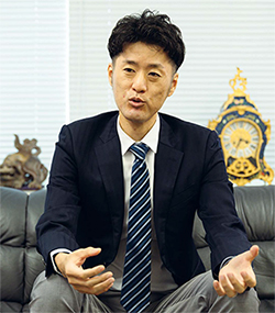 石井史朗